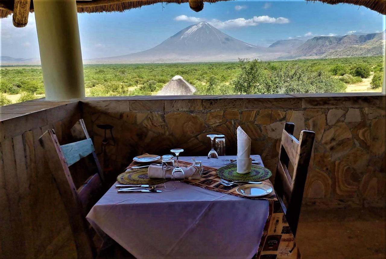 Africa Safari Lake Natron Mtowabaga 외부 사진