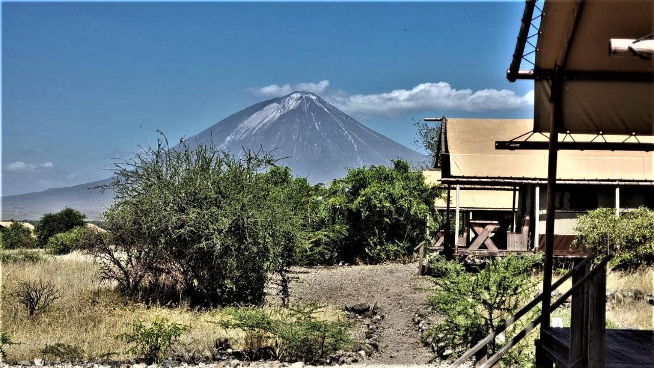Africa Safari Lake Natron Mtowabaga 외부 사진