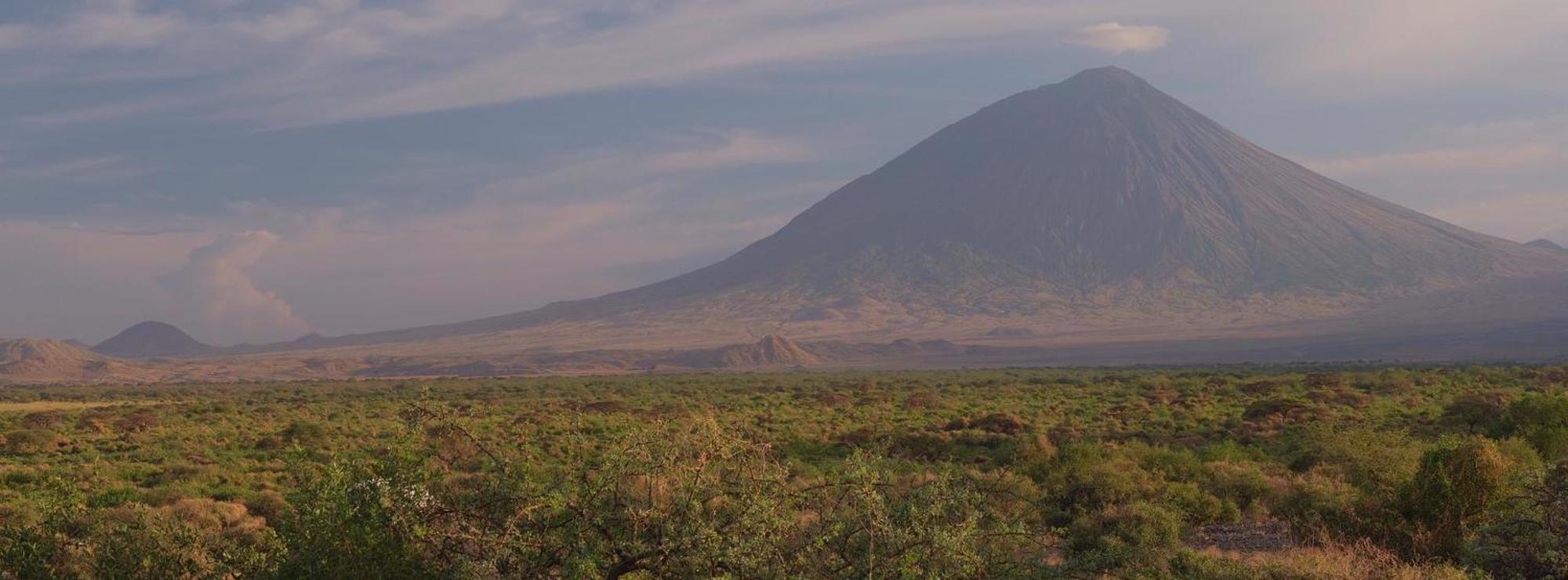 Africa Safari Lake Natron Mtowabaga 외부 사진