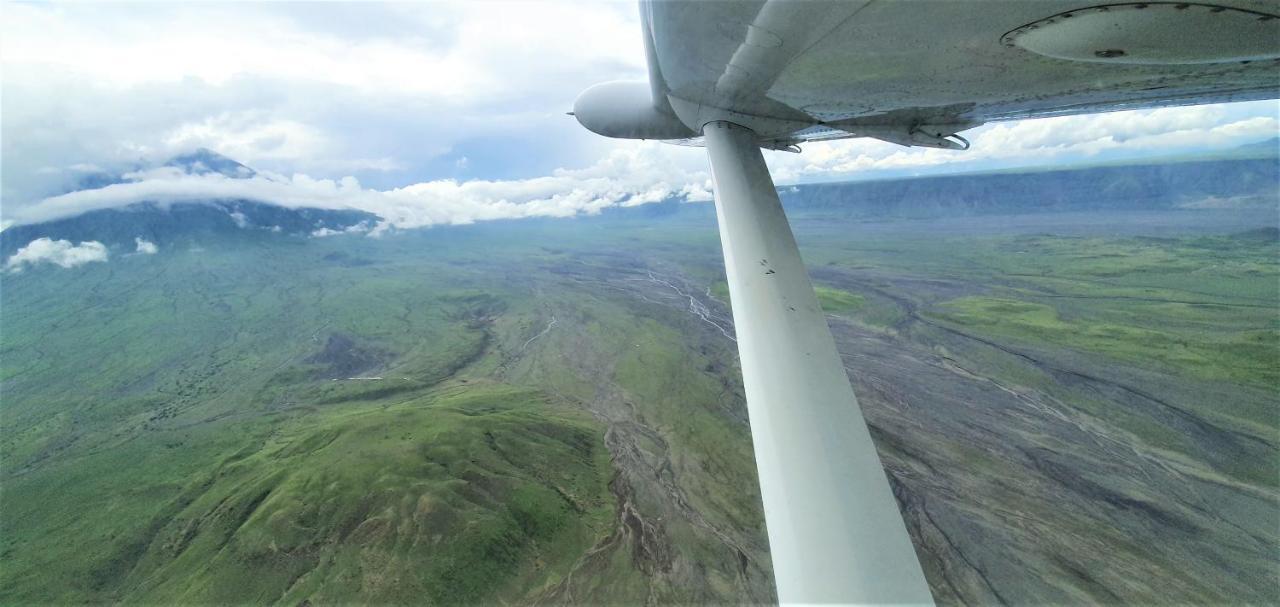 Africa Safari Lake Natron Mtowabaga 외부 사진